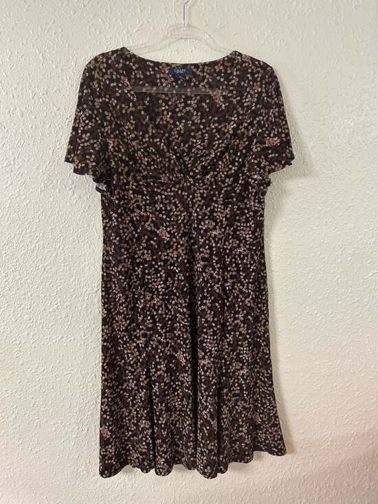 Chaps Dresses & Skirts - Chaps Women's Brown Dot Print Flutter Sleeve V-Neck Dress XL